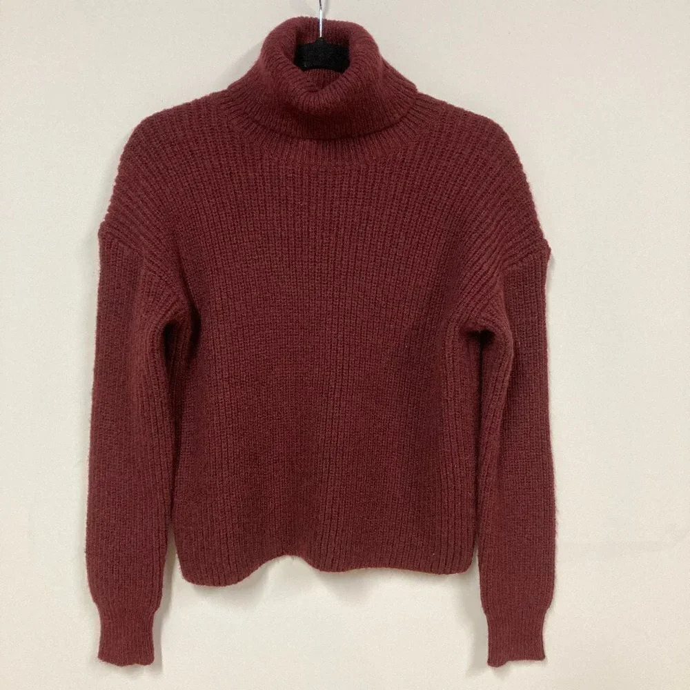 Calvin Klein Jeans Pullover Sweater, Small, Plum-Purple Turtleneck Ribbed
